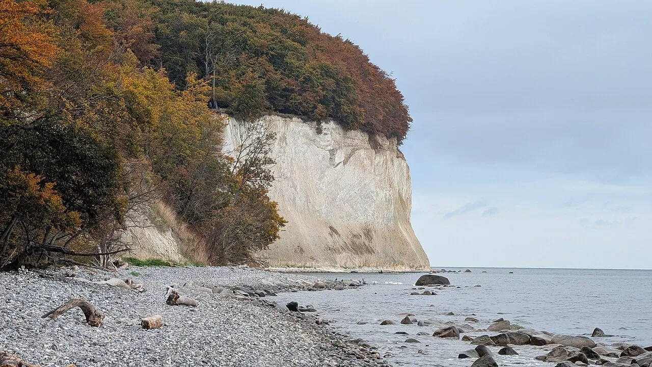 Kreidefelsen im Herbst